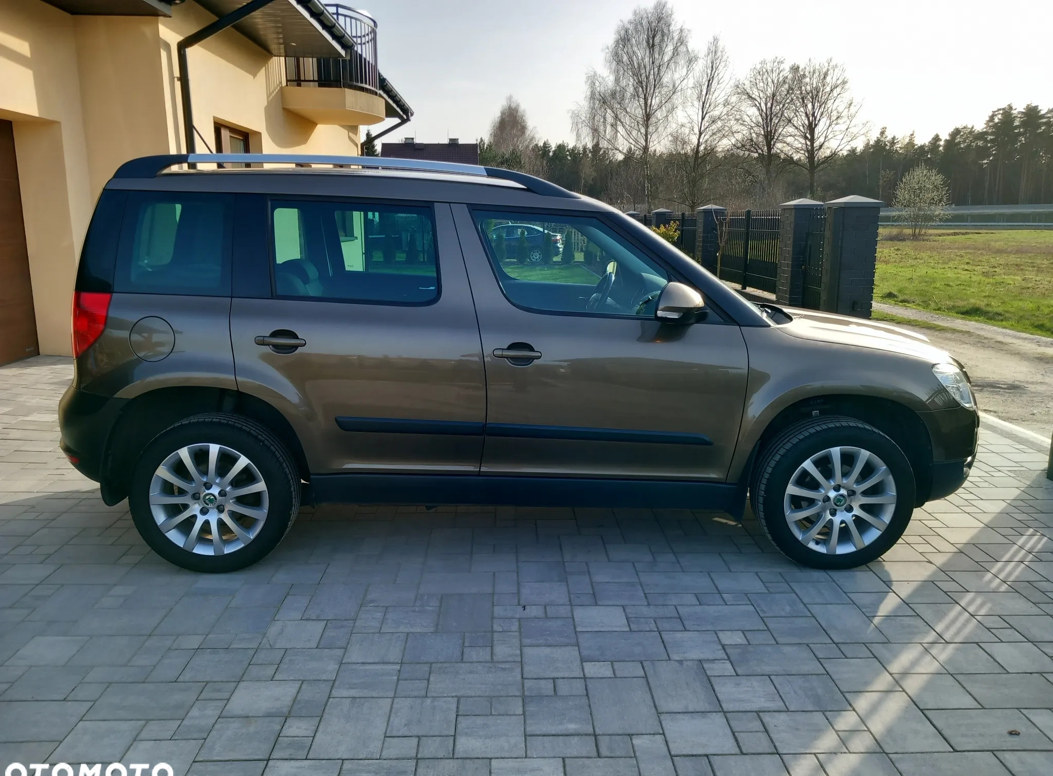 Skoda Yeti cena 28900 przebieg: 224000, rok produkcji 2011 z Czyżew małe 92